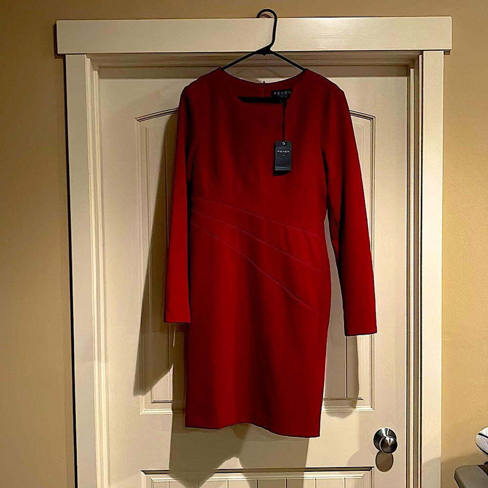 Fever London City Chelsea Dress - Picture 5 of 6